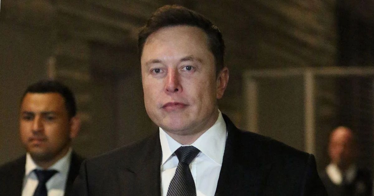 mass resignation from ex-employees after giving bonus to Elon Musk